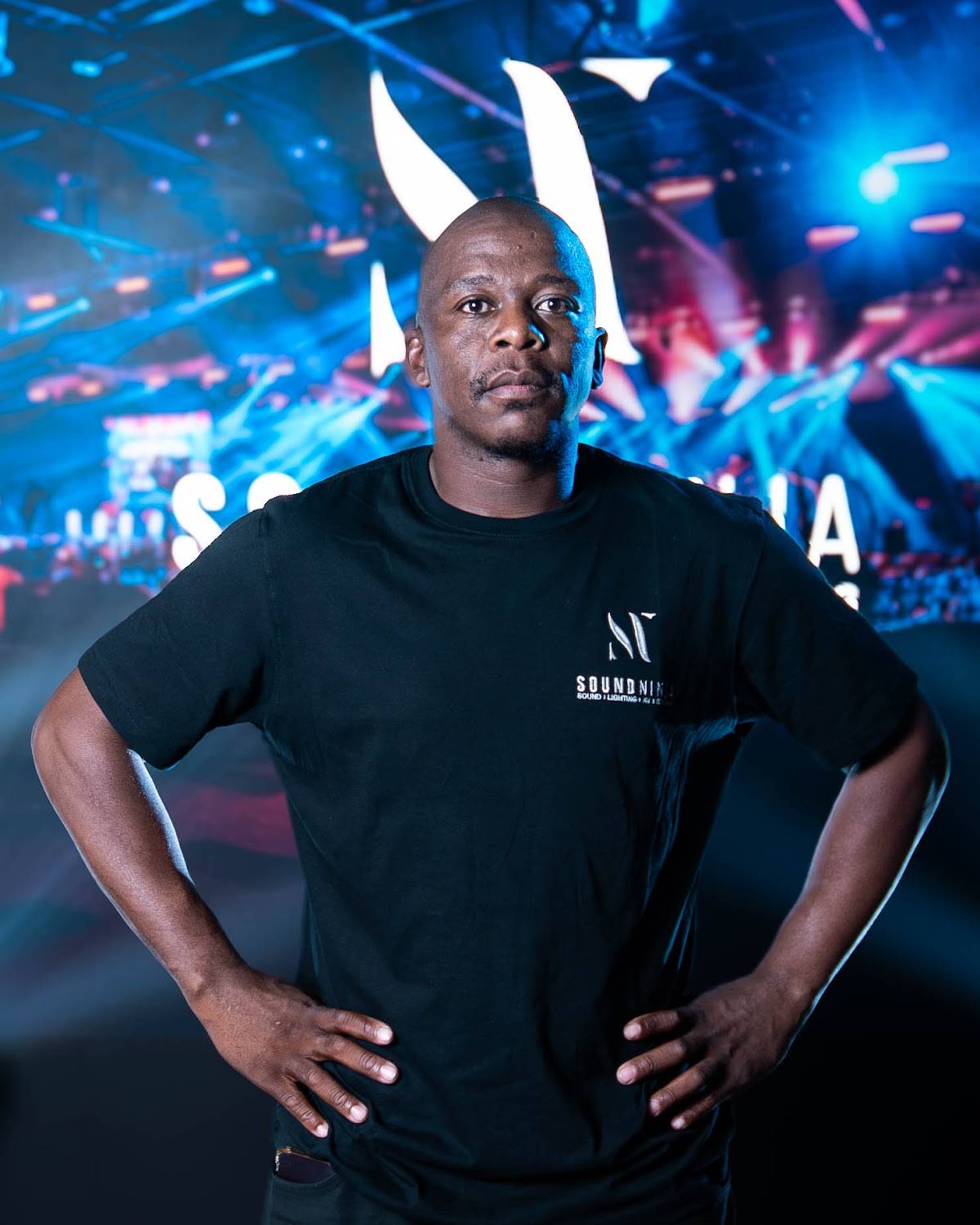 A member of the Sound Ninja team in a Sound Ninja t-shirt